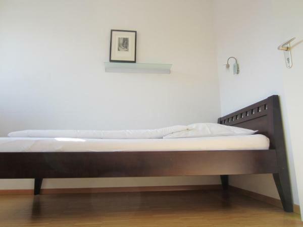 Hotel Sonderborg Schrobenhausen Bagian luar foto